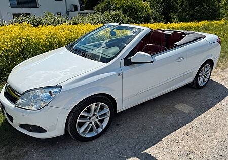Opel Astra Cosmo 1.9 CDTI 110kW Cosmo