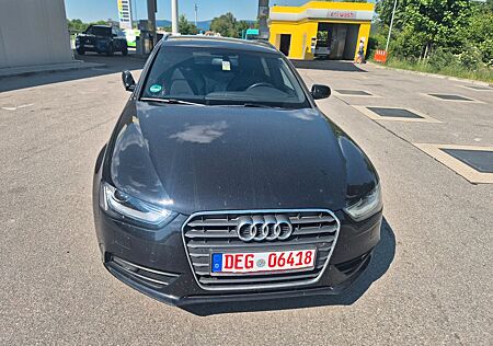 Audi A4 Avant S line Sportpaket plus/KLIMA/SHZ/XENON
