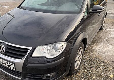 VW Touran Volkswagen 2.0 TDI 103kW DPF -