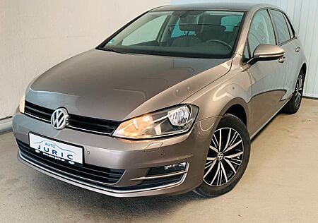 VW Golf Volkswagen VII Lim. Allstar BMT°KAMERA°SHZ°NAVI°PDC°