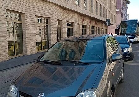 Nissan Almera Tino 1.8 acenta acenta