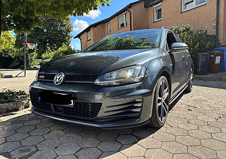 VW Golf Volkswagen 2.0 TDI DSG BMT GTD Variant GTD