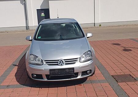 VW Golf Volkswagen 2.0 TDI 4Motion