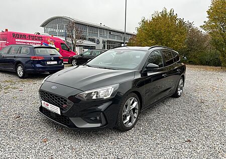 Ford Focus Turnier 2.0 ECOB ST/1.Hand/Recaro/LED