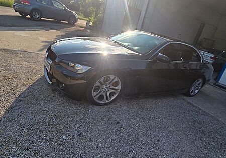 BMW 325i -