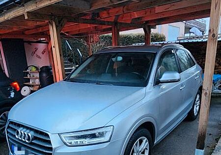 Audi Q3 2.0 TDI S tronic quattro sport *ZR+WAPU NEU