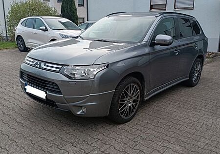 Mitsubishi Outlander 2.2 DI-D Tausch Möglich Pkw/Motorrad