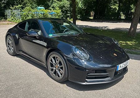 Porsche 992 Carrera Facelift/SportChrono/Sportabgas/Bose