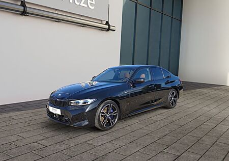 BMW 330 i M-Sport LED+KLIMAAUTO+HARMAN-KARDON+PDC