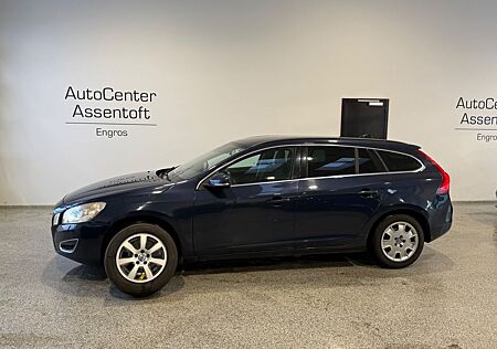 Volvo V60 Kombi Momentum D4 Aut. Navi Xenon