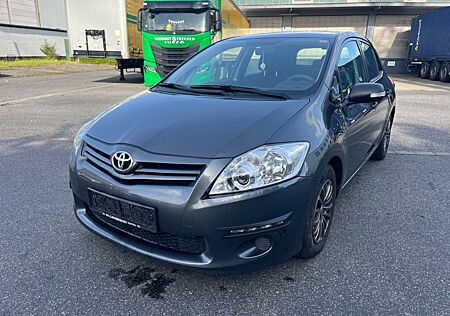 Toyota Auris 1,4-l-D-4D Edition