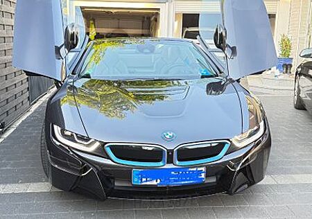 BMW i8 Roadster -