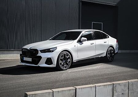BMW i5 edrive40 - M SPORT PRO - VOLLAUSSTATTUNG