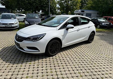 Opel Astra K Lim. 5-trg. Selection 1.Hand