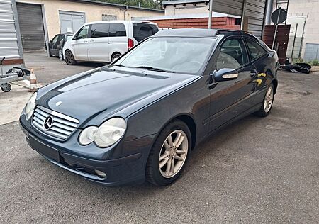 Mercedes-Benz CL 200