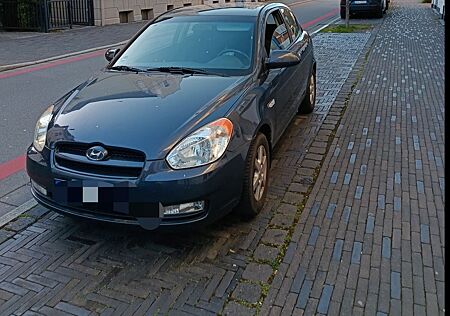 Hyundai Accent TÜV neu !