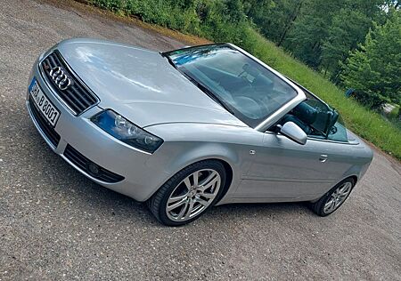 Audi A4 2.4 Cabriolet -