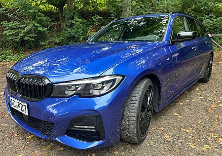 BMW 320i Touring M Sport*HUD,8-Fach,H&K, 360G Kamera