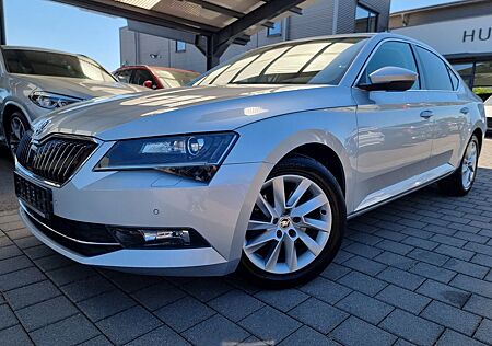 Skoda Superb TDI Leder Navi Memory Keyless LED Xenon