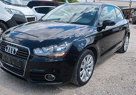 Audi A1 attraction 1.6tdi