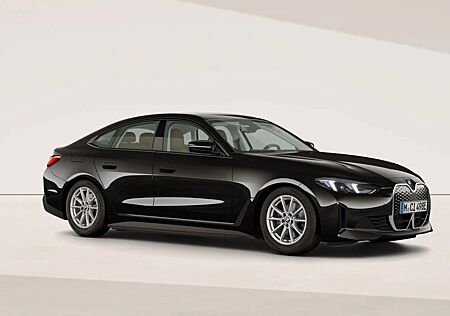 BMW i4 eDrive35