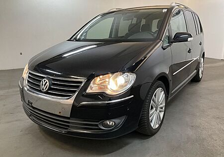 VW Touran Volkswagen Highline 2.0 TDI+NAVI+Klimaautomatik