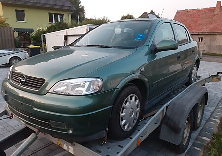 Opel Astra 1.2 16V COMFORT Anfänger Anhängerkupplung