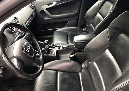Audi A3 1.6 TFSI Ambiente Ambiente