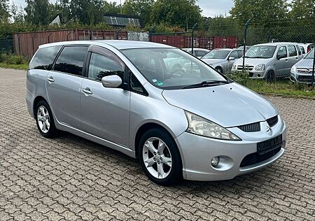Mitsubishi Grandis 2.0 DI-D Intense TÜV 04/27 7-Sitzer