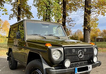 Mercedes-Benz G 290 290 GD (Restauriertes Fahrzeug mit H-Zulassung)