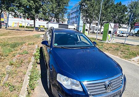 VW Passat Variant Volkswagen 2.0 FSI Tiptr. Ind. Chrom dun...