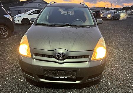 Toyota Corolla Verso 2.2-l-D-4D LKW 2 Seats
