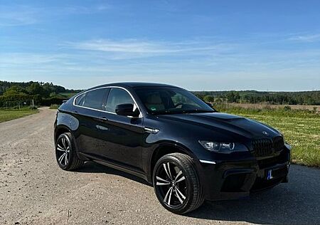 BMW X6 M X6M mit neuem Motor ( 2 Jahre Garantie)