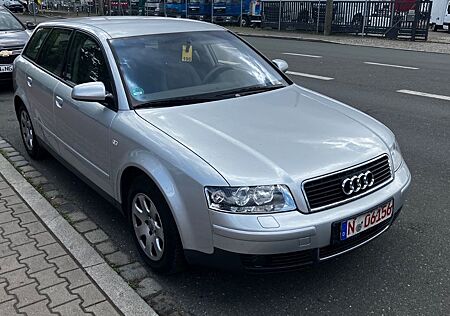Audi A4 1.8 T quattro Avant