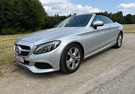 Mercedes-Benz C 220 C Cabrio C 220 d 4Matic HU 10.2027