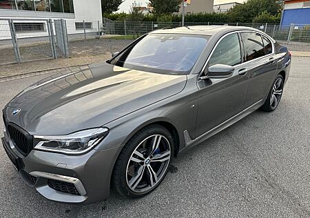 BMW 750 d xDrive*M SPORT*Mit Premium Garantie !!