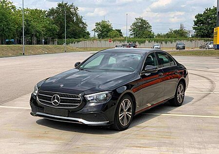 Mercedes-Benz E 220 d Autom. -