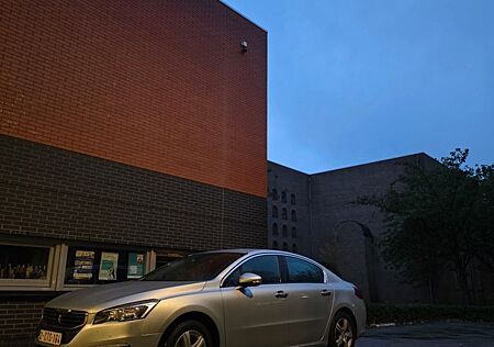 Peugeot 508 SW 1.6 Active BlueHDi 120 STOP & START A...