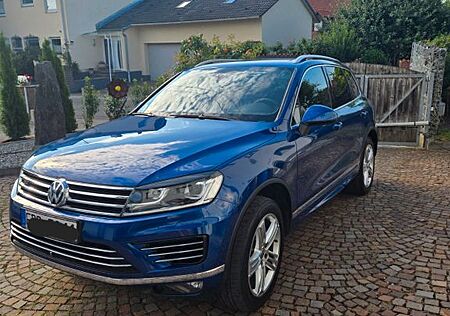VW Touareg Volkswagen 3.0 V6 TDI SCR Tiptronic Executive E...