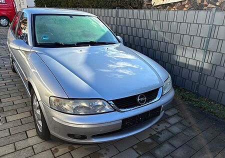 Opel Vectra 2.0 16V Elegance