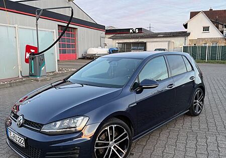VW Golf Volkswagen 2.0 TDI BMT GTD GTD