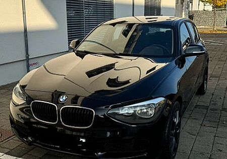 BMW 114i -