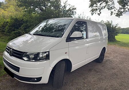 VW T5 Transporter Volkswagen - 1. Hand - sehr guter Zustand -
