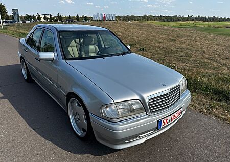 Mercedes-Benz C 280 *AMG PAKET*AUTOMATIK*LEDER*KLIMA*18" AMG