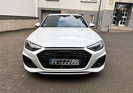 Audi RS4 Avant Competition+