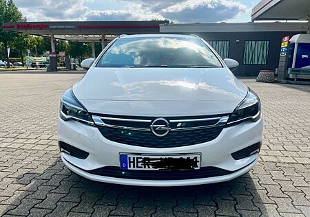 Opel Astra ST 1.4 74kW Business Business