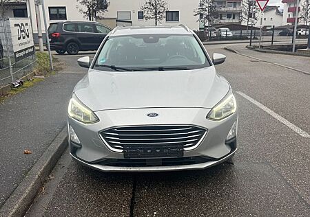 Ford Focus Turnier Titanium TÜV NEU / Euro 6 /