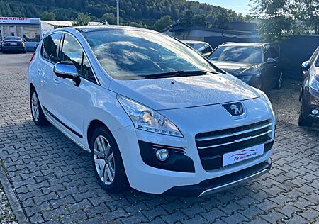 Peugeot 3008 Hybrid4 * 1.HAND *ALLRAD*