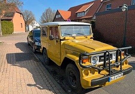Toyota Land Cruiser BJ 40