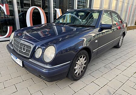 Mercedes-Benz E 230 *Automatik*Schiebedach*Tempomat*Elegance*